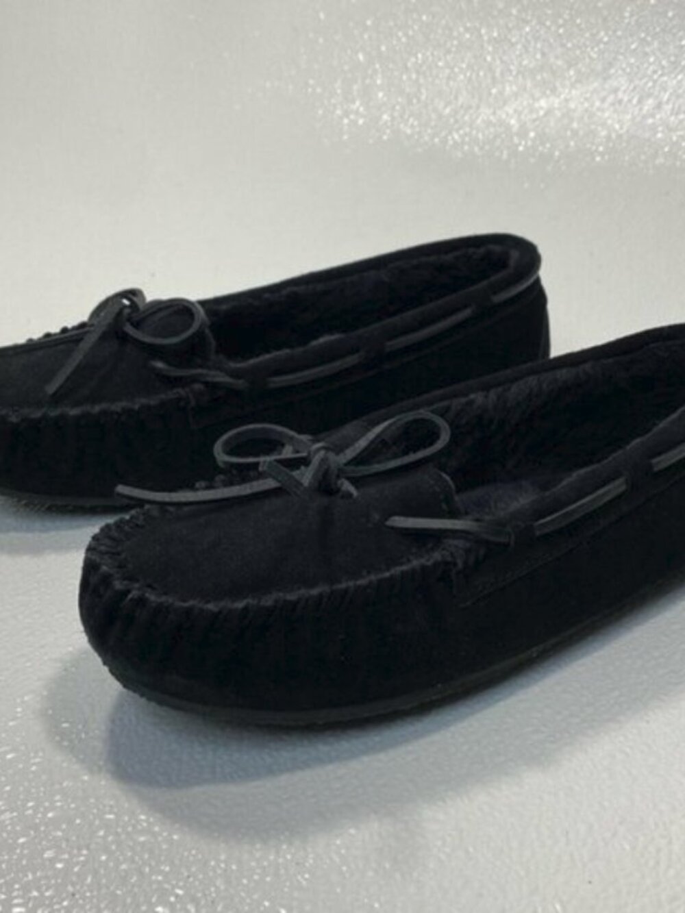 Minnetonka Suede Leather Women’s Casual Comfort Insulated Shoes Moccasins Sz 9